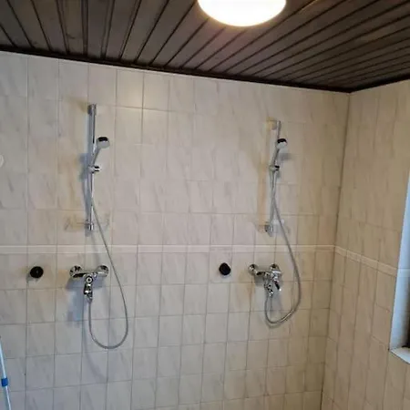 Nauti Luonnon Rauhasta Jataniemen Uittotuvassa. Casa de Férias