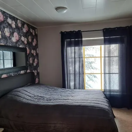 Nauti Luonnon Rauhasta Jataniemen Uittotuvassa. Ferienhaus Kajaani